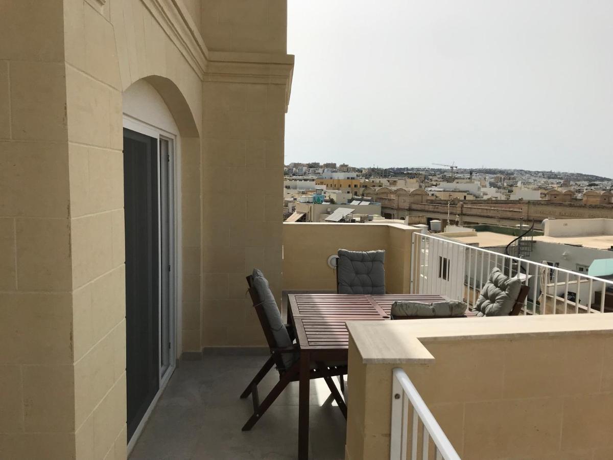 The Three Trees Apartments Sliema Ngoại thất bức ảnh