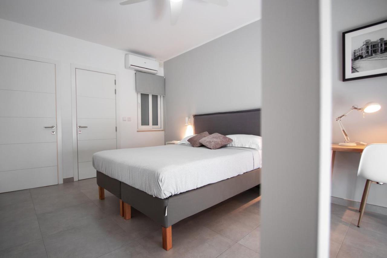 The Three Trees Apartments Sliema Ngoại thất bức ảnh