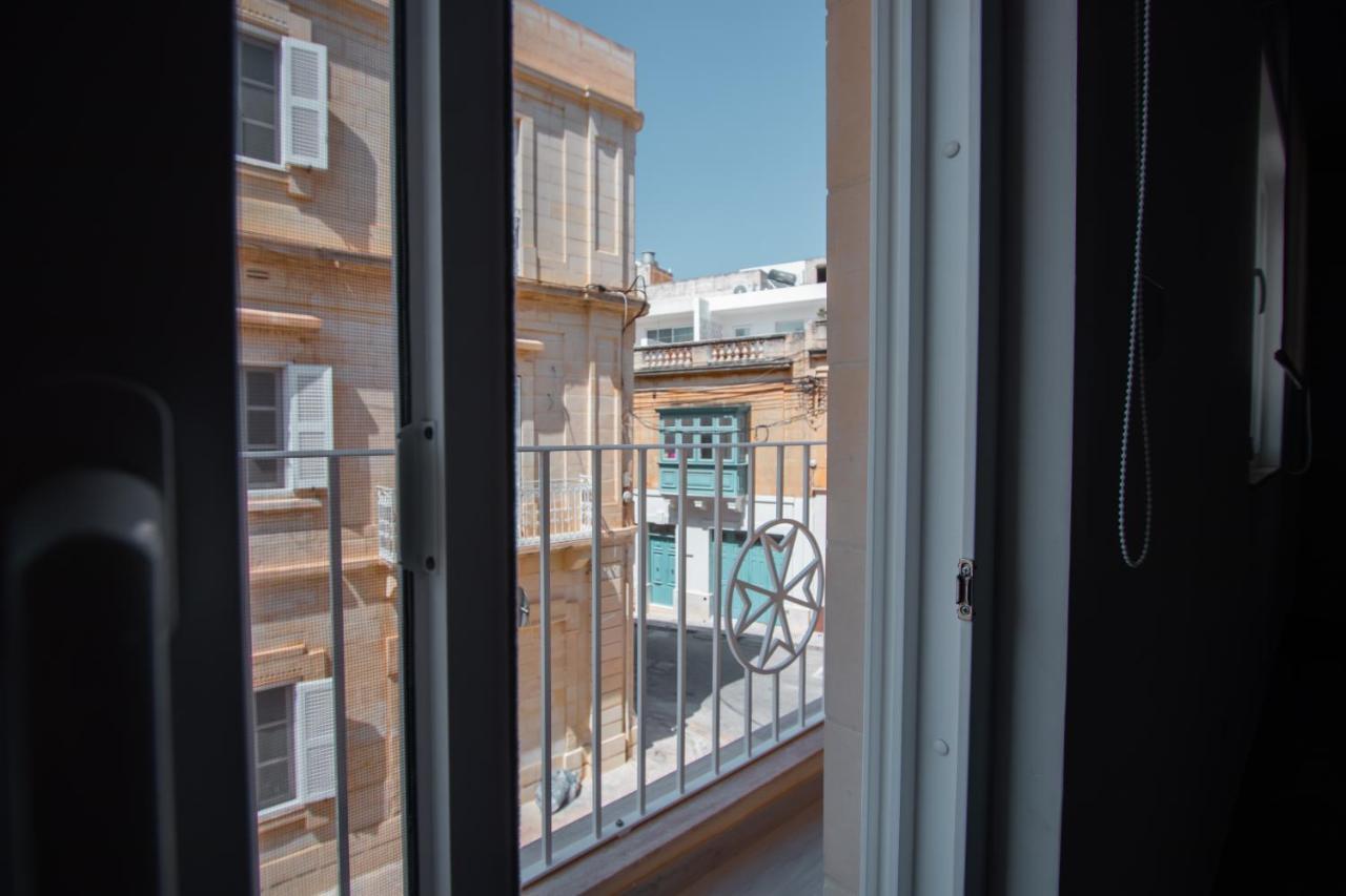 The Three Trees Apartments Sliema Ngoại thất bức ảnh
