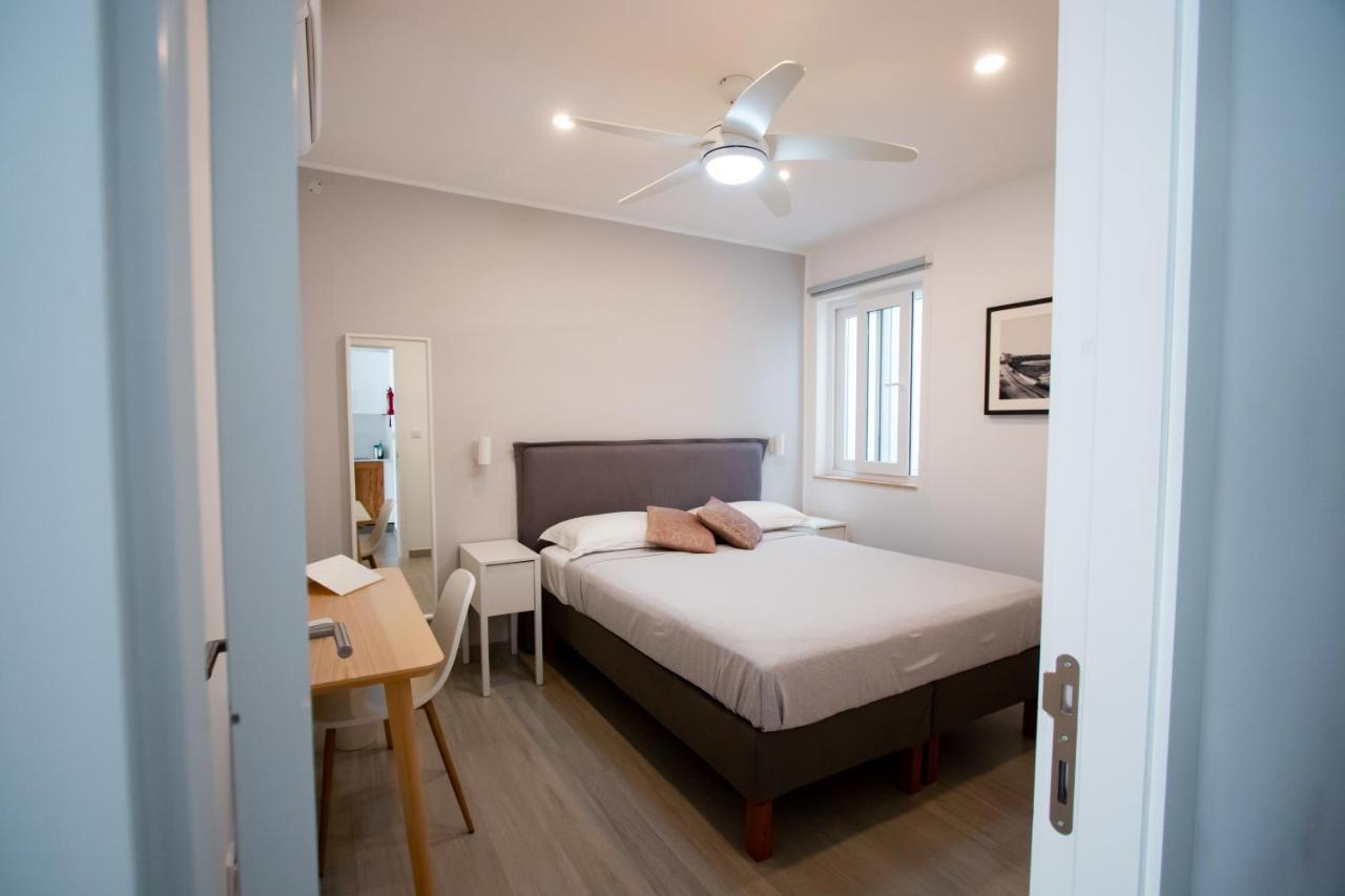 The Three Trees Apartments Sliema Ngoại thất bức ảnh